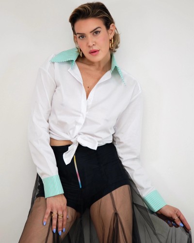 Chemise « dos nu » Blanche avec détails rayures vertes
