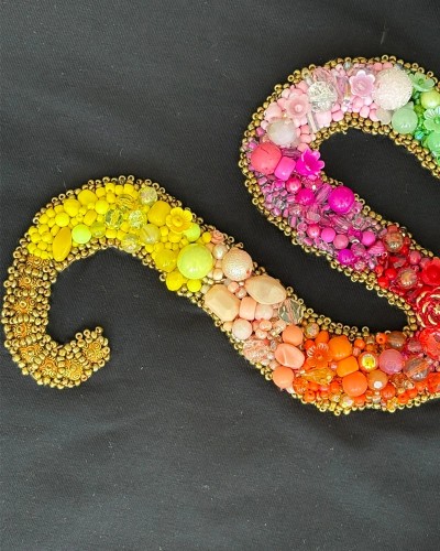 T-shirt Noir avec serpent multicolore